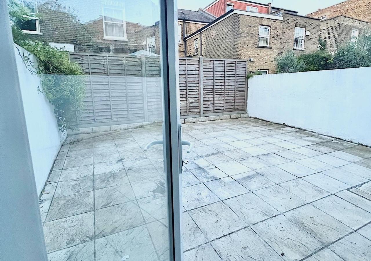 Charming 3-Bed Flat In Shepherds Bush - Sleeps 9 ロンドン エクステリア 写真