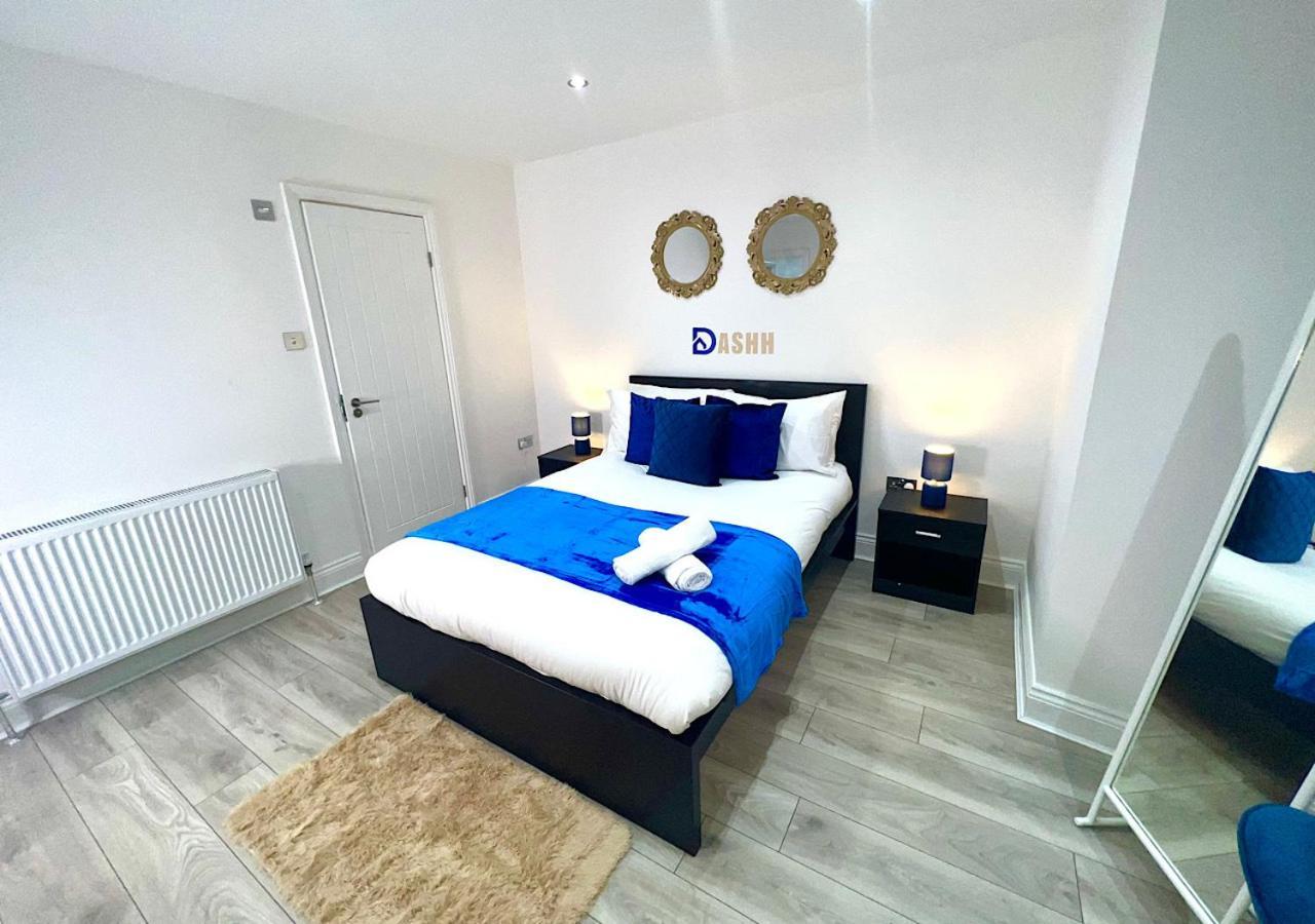 Charming 3-Bed Flat In Shepherds Bush - Sleeps 9 ロンドン エクステリア 写真